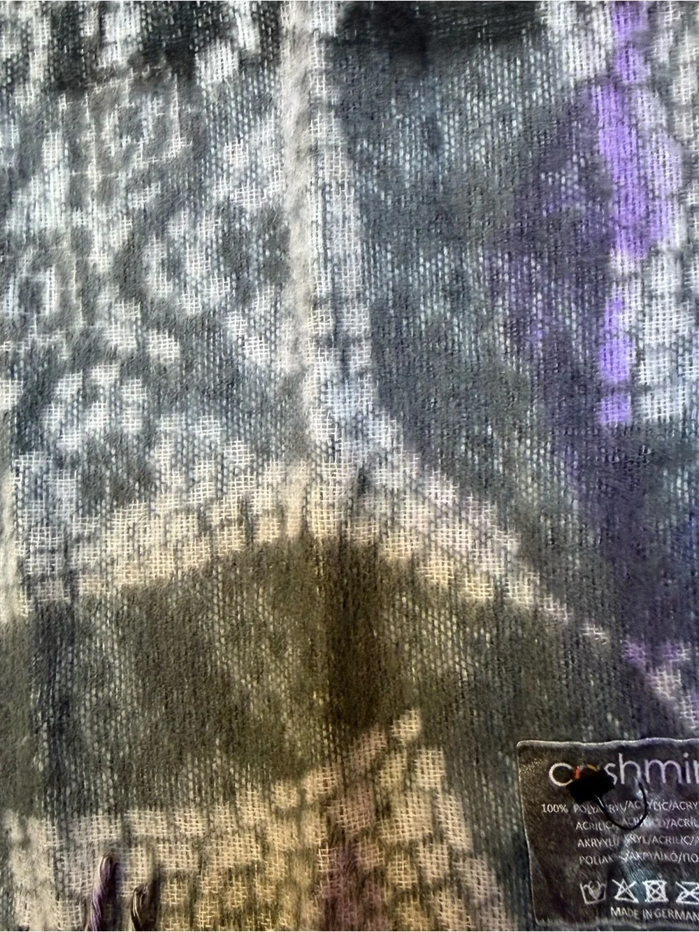 Cashmink scarf fringe
